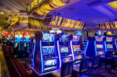 cuan4d platform homepage showing football, slots, live dealer, and esports categories